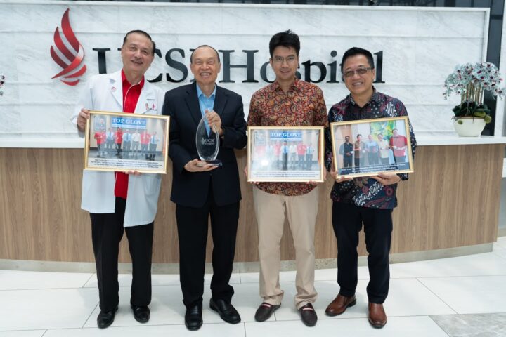 A presentation during the UCSI University Hospital visit during Tan Sri Dr Lim Wee Chai’s visit on 24 October 2026